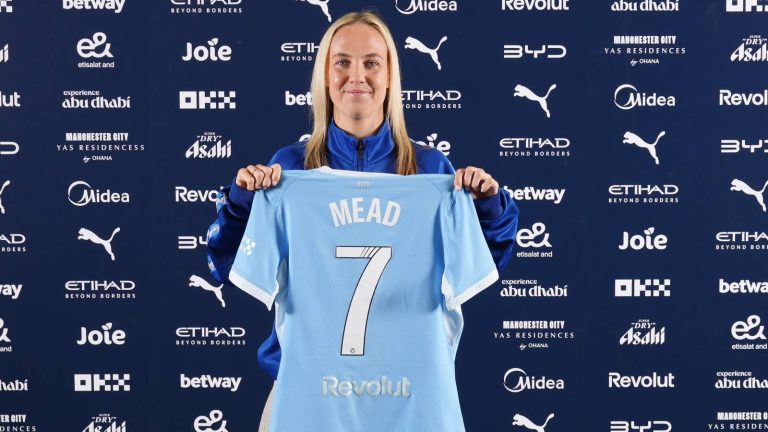 Beth Mead正式加盟曼城：三年合約告別9年阿仙奴生涯，同Miedema再合體