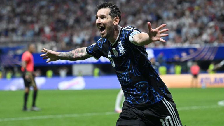 a85_hero